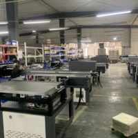 Digitale Drukmachine Voor Pvc-Kaart 3d Glas Keramische Tegel Acryl Hout Metalen Drukmachine 2023 UV Flatbed Printer