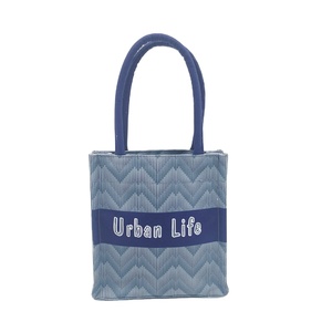 <span class=keywords><strong>Sac</strong></span> fourre-tout en coton recyclé avec petite corde <span class=keywords><strong>à</strong></span> bandoulière <span class=keywords><strong>pour</strong></span> filles personnalisées <span class=keywords><strong>Sac</strong></span> <span class=keywords><strong>à</strong></span> <span class=keywords><strong>main</strong></span> en toile <span class=keywords><strong>pour</strong></span> femmes <span class=keywords><strong>Sac</strong></span> multi-poches le plus populaire - Product Image 2