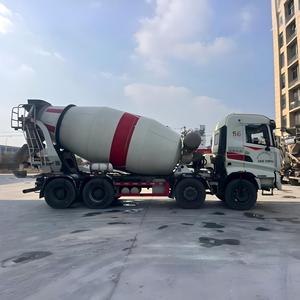 Caminhão Bomba de Concreto Sinotruk 12m³ com Lança, Bombas de Concreto Móveis, Caminhões Misturadores de Concreto Usados - Product Image 1