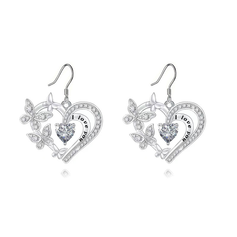 Pendientes blancos