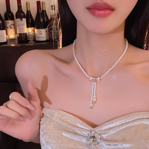 French-Style Vintage Baroque <b>Pearl</b> Beaded Bow Tie Womens Design High-End Electroplated Copper <b>Choker</b> Necklace High-End <b>Pearl</b> Exq - Product Image 3