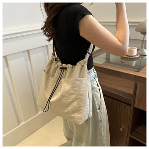 Sac seau pour femme, nouveau style 2026, sac à bandoulière décontracté avec grande capacité - Product Image 5