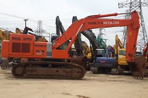 รถขุดไฮดรอลิกตีนตะขาบ HITACHI ZX520 มือสองขนาดใหญ่ สำหรับงานเหมืองและก่อสร้าง ขาย - Product Image 4