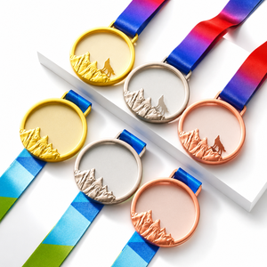 Médaille de Montagne en Cristal Métal <span class=keywords><strong>Loup</strong></span> Or Argent Bronze Récompense Employé Manager Logo Personnalisé OEM Vente en Gros Usine - Product Image 1