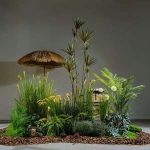 Grande composition florale artificielle de style camping avec plantes vertes et arbre forgé - Product Image 2