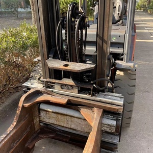 รถยกโตโยต้ามือสอง 3 ตัน ดีเซล รุ่น 8FD30 พร้อมคลิปหนีบ ลดราคาพิเศษ - Product Image 5