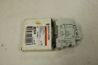 Interrupteur auxiliaire marche/arrêt Plc Multi9 pour produit sous garantie