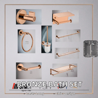 Accessoires de salle de bain de haute qualité, modernes, écologiques, de forme ronde en métal, ensemble de huit pièces, couleur bronze, en stock, MADIHA ART CRAFTS