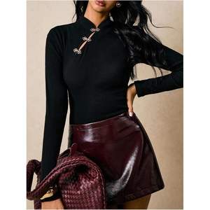 Top Cheongsam Personalizado de Manga Larga para Mujer, Cuello Alto, Corte Ajustado, Ropa Tradicional China para Fiestas - Product Image 4