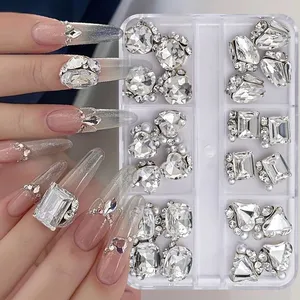 Strass en verre transparent à 6 compartiments, diamants de luxe en forme de cœur et carrés, pierres scintillantes pour ongles, design DIY artificiel - Product Image 2
