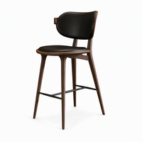 Chaise de bar rembourrée avec cadre en bois sur mesure et repose-pieds, tabouret contemporain de hauteur de comptoir pour café, restaurant, cuisine, usage commercial