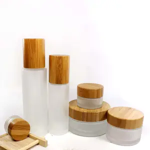 Cam buzlu bambu kapak şişe ve kavanoz, losyon pompası ve pompalı sprey şişe kozmetik ambalaj