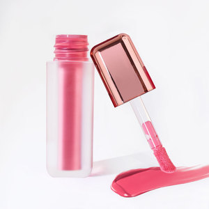 Produttore di Blush Liquido Vegano Cruelty-Free a Marchio Privato che Offre un Trucco Effetto Rugiada Morbido e Leggero con Packaging di Lusso Personalizzato - Product Image 2