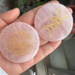 Círculo de Cuarzo Rosa de 5.5cm con Impresión de Imagen, Piedras Curativas, Artesanía en Cristal, Regalos Únicos - Product Image 5