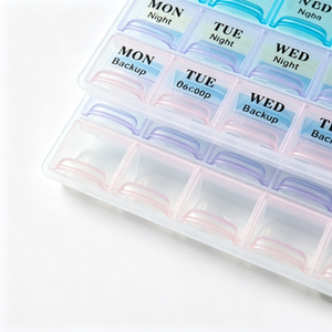 กล่องใส่ยาแบบรายสัปดาห์ <span class=keywords><strong>7</strong></span> วัน ปลอดสาร BPA 28 ช่อง ป้องกันความชื้น กล่องยา <span class=keywords><strong>4</strong></span> ครั้งต่อวัน กล่องเก็บยาพลาสติกสำหรับเดินทาง กล่อง PP - Product Image 3
