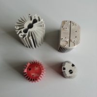Services de cintrage, découpe et soudage de profilés d'extrusion en aluminium anodisé poli sur mesure, séries 3003, 5052, 6000, pour radiateurs, norme européenne