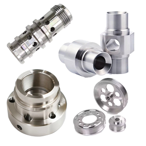 Được trang bị với năm trục trung tâm gia công <span class=keywords><strong>CNC</strong></span> cho thép không gỉ <span class=keywords><strong>CNC</strong></span> nhôm phay kim loại và biến dịch vụ gia công <span class=keywords><strong>CNC</strong></span> - Product Image 3