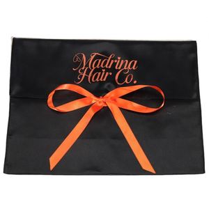 Bolsa de Regalo de Satén con Logotipo Personalizado de Lujo, Bolsa de Embalaje de Satén con Solapa Negra y Lazo para Extensiones de Cabello, Bufandas y Cuadernos - Product Image 4