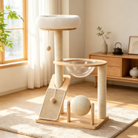 Arbre à chat ScratchDome 96 cm en bois de caoutchouc avec nacelle transparente en acrylique, deux poteaux à gratter en sisal, plateau incliné, rotatif