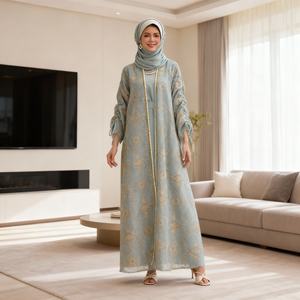 Nouvelle robe abaya décontractée de haute qualité pour femmes musulmanes, design modeste, traditionnelle, brodée avec des fils brillants et des perles - Product Image 3