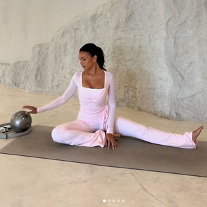 Set da salotto personalizzato da <span class=keywords><strong>donna</strong></span> 2 pezzi in maglia <span class=keywords><strong>cravatta</strong></span> a manica lunga <span class=keywords><strong>camicia</strong></span> a portafoglio incrociata piegata su pantaloni a zampillo tute da ginnastica per Yoga Pilates - Product Image 2