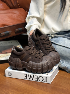 Sneakers Casual alla moda in vera pelle smerigliata da donna con grossi Sole di pneumatici Sole con plateau ''scarpe da papà'' per l'autunno - Product Image 3