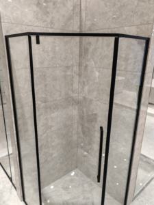 الحمام الأوروبي غرفة الاستحمام المفصلي الأسود مع مقبض طويل - Product Image 5