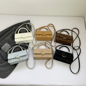 Sac carré en cuir PU pour femme, style minimaliste français, avec poignée supérieure, pour le quotidien, les voyages et les tenues décontractées, sac à bandoulière, vente en gros - Product Image 1