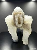 Figurine de gorille sculptée à la main en pierre naturelle de haute qualité, sculpture animale en cristal, décoration de bureau à domicile, objet de collection en pierre