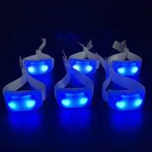 遥控发光二极管腕带编程<span class=keywords><strong>2</strong></span>个发光二极管定制标志手镯派对音乐会灯带 - Product Image 3