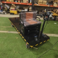Chariot à plateforme électrique à quatre roues en acier 800W, capacité de charge 800kg, robuste, avec siège, personnalisable OEM pour outils et courses