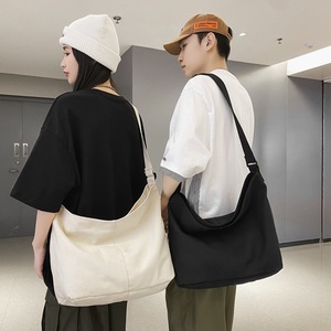 Sac bandoulière pour homme en cuir imperméable de couleur unie noir 8 pouces pour les voyages de loisirs - Product Image 2