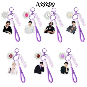 X48 Juego de 3 piezas de llaveros de acrílico de ídolos Kpop BT, figuras de CD, colgantes para cordón de teléfono, accesorios para bolsos de fans de JK, <span class=keywords><strong>Jimin</strong></span>, V, Suga, RM, J-Hope - Product Image 1