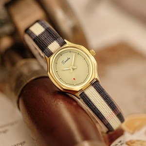 Reloj minimalista retro para mujer, reloj de pulsera de cuarzo de diseño exclusivo para estudiantes - Product Image 2