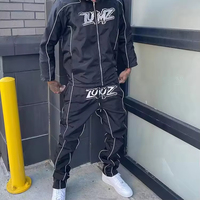 Logo personnalisé Fabricant Jogging réfléchissant Zip Up Nylon Survêtement Joggers Ensembles Extérieur Coupe-Vent Survêtement pour Hommes
