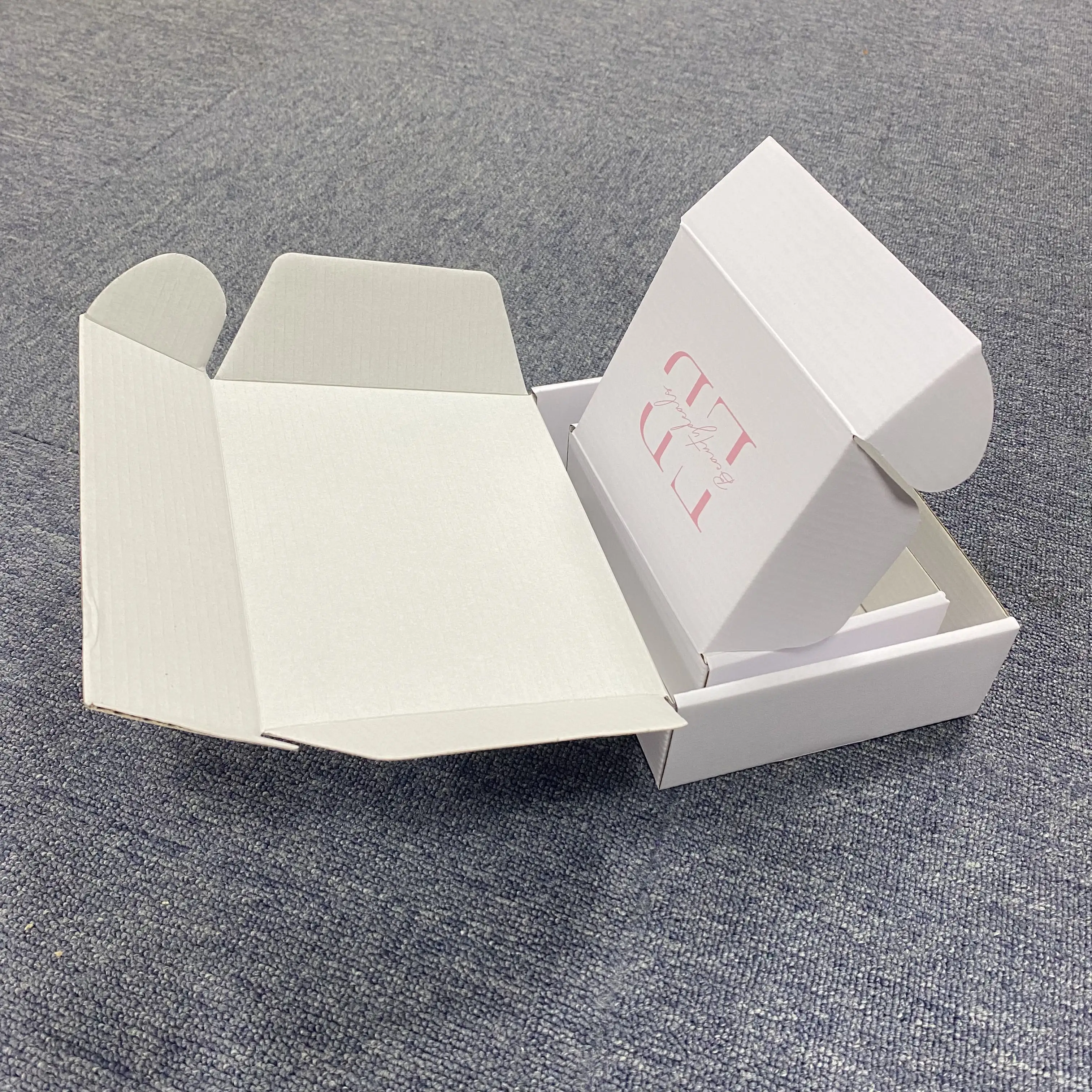 Benutzer definierte recycelte Falt flugzeug farbige Versand box Logo gedruckte Verpackungs boxen Wellpappe schachtel