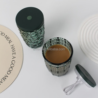 Tasse auto-mélangeuse Emerit 2026 en verre borosilicate haute qualité de 480 ml, style batterie, avec logo personnalisé, alimentée par deux piles AAA