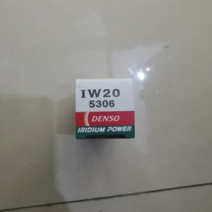 Denso Alta Qualidade Iridium Spark Plug 5306 IW20 OEM para NGK 4233/3903 CHAMPION CCH9804 para Combustível Gasolina 7701366533 9900079A37W0 - Product Image 2