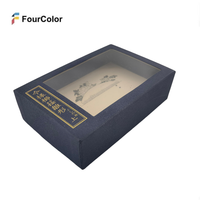 Boîte cadeau rigide élégante de conception personnalisée avec fenêtre transparente, laminage mat et revêtement UV