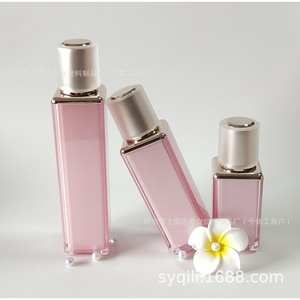 ขวดเครื่องสำอางสีชมพู Ql ขนาด 100 มล. พร้อมฝาปิดทรงกลม สำหรับบรรจุภัณฑ์เอสเซนส์ โลชั่น รองพื้น - Product Image 1