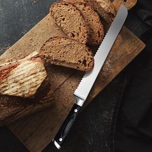 Couteau à pain de haute qualité en acier inoxydable avec lame dentelée pour une utilisation en cuisine avec poignée ergonomique - Product Image 2