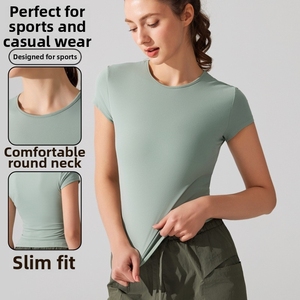 Camiseta Deportiva Casual de Cuello Redondo, Manga Corta, Transpirable, de Secado Rápido, para Yoga, con Cintura Ajustada, Corte Entallado, para Correr y Hacer Ejercicio - Product Image 2