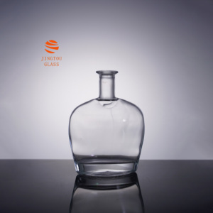 Botella de Licor Transparente Personalizable de 750 ml, de Forma Plana, Hecha de Vidrio Transparente. Apto para Whisky, Brandy y <span class=keywords><strong>Vodka</strong></span> - Product Image 2