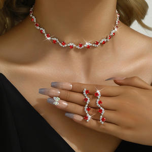 Juego de Joyería de Aleación de Zinc Plateada en Plata de 2 Piezas JOMTY Romántico para Mujer al por Mayor - Aretes, Pulsera/Collar con Diseño de Estrellas, Sol y Luna - Product Image 1