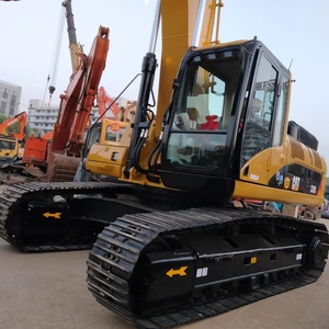รถตักดินขนาดเล็กคุณภาพสูงของแท้จากญี่ปุ่น ยี่ห้อแคทเตอร์พิลลาร์ รุ่น CAT 330d สำหรับงานดินหนัก น้ำหนัก 30 ตัน พร้อมเครื่องยนต์ เกียร์ และปั๊ม ขาย - Product Image 1