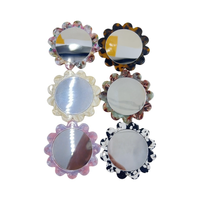 Miroir à Maquillage Portable Oradour Mignon Mini de Poche Personnalisé avec Poignée en Acétate et Forme de Fleur Style Doux