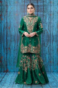 Travail de broderie indienne/pakistanaise sur kurta, robe sarara & dupatta avec perles de verre cristal, pierre, travail dabka pour la fête @ 2024 - Product Image 2