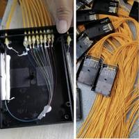 Boîtier terminal de répartiteur PLC à fibre optique FTTH 1x8/1x16 SC APC ABS Mini Box