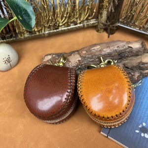 Monedero de Cuero Genuino de Primera Capa de Piel de Vaca Cosido a Mano con Temática de Béisbol Retro, Cartera para Monedas y Llaves - Product Image 3