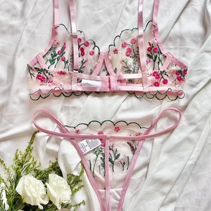 Novità Sexy da <span class=keywords><strong>donna</strong></span> di San Valentino <span class=keywords><strong>intimo</strong></span> <span class=keywords><strong>intimo</strong></span> in pizzo ricamato reggiseno e brevi set con detti trasparenti regalo il nostro <span class=keywords><strong>negozio</strong></span> - Product Image 4